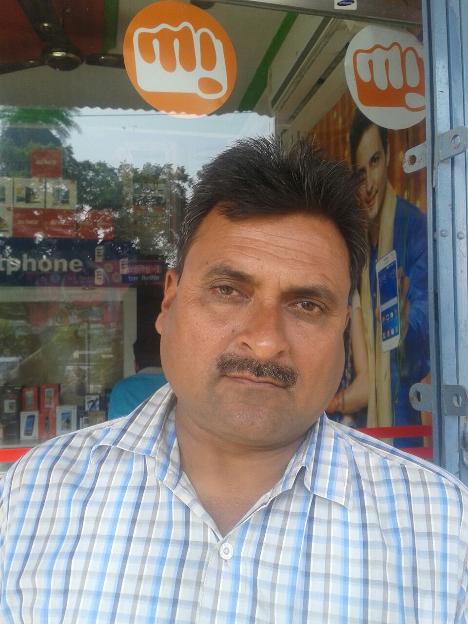 Shatish Kumar MIshra (LIC Agent)